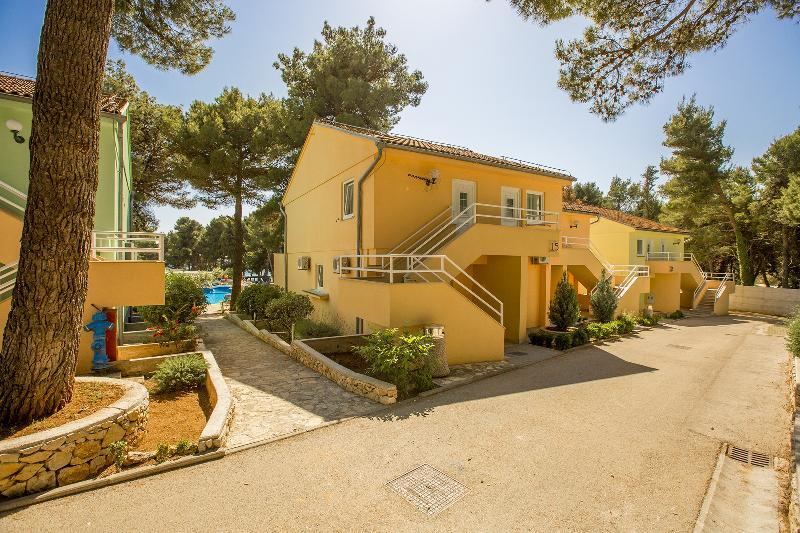 Apartment Matilde Beach Resort-2 Vodice Ngoại thất bức ảnh